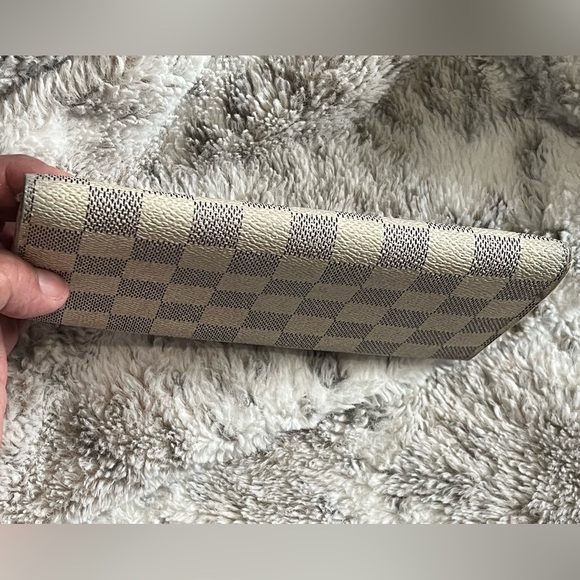 Louis Vuitton Sarah Cream and Gray Long wallet - Picture 4 of 15